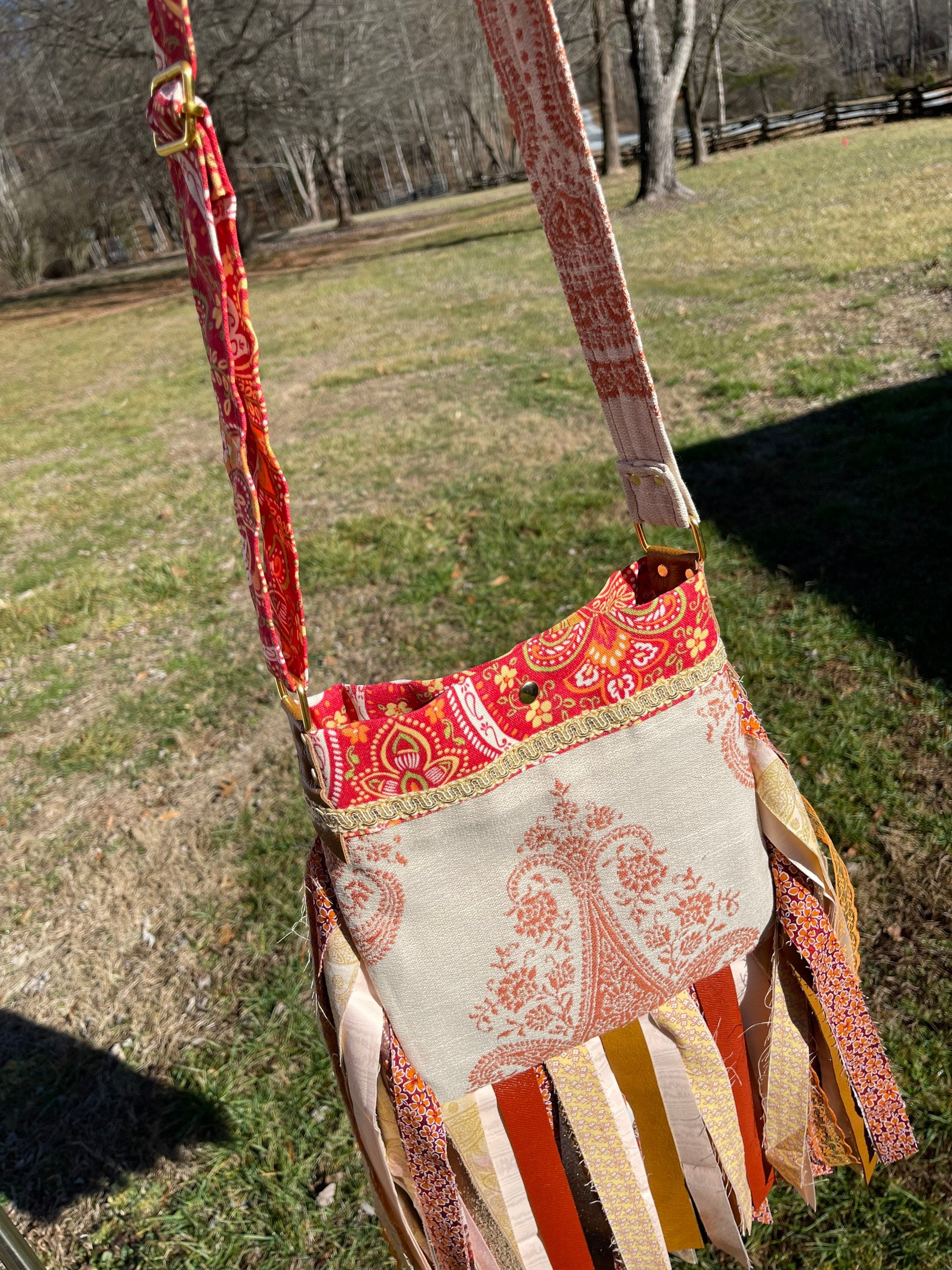 Adjustable Orange and Beige Fringe Purse, Festival Fringe Bag, Hippie Style Shoulder Bag, Crossbody Boho Purse