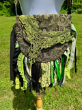Load image into Gallery viewer, Trendy Fringe Bag - Perfect for Festivals, Hippie Inspired, Boho Chic Handbag